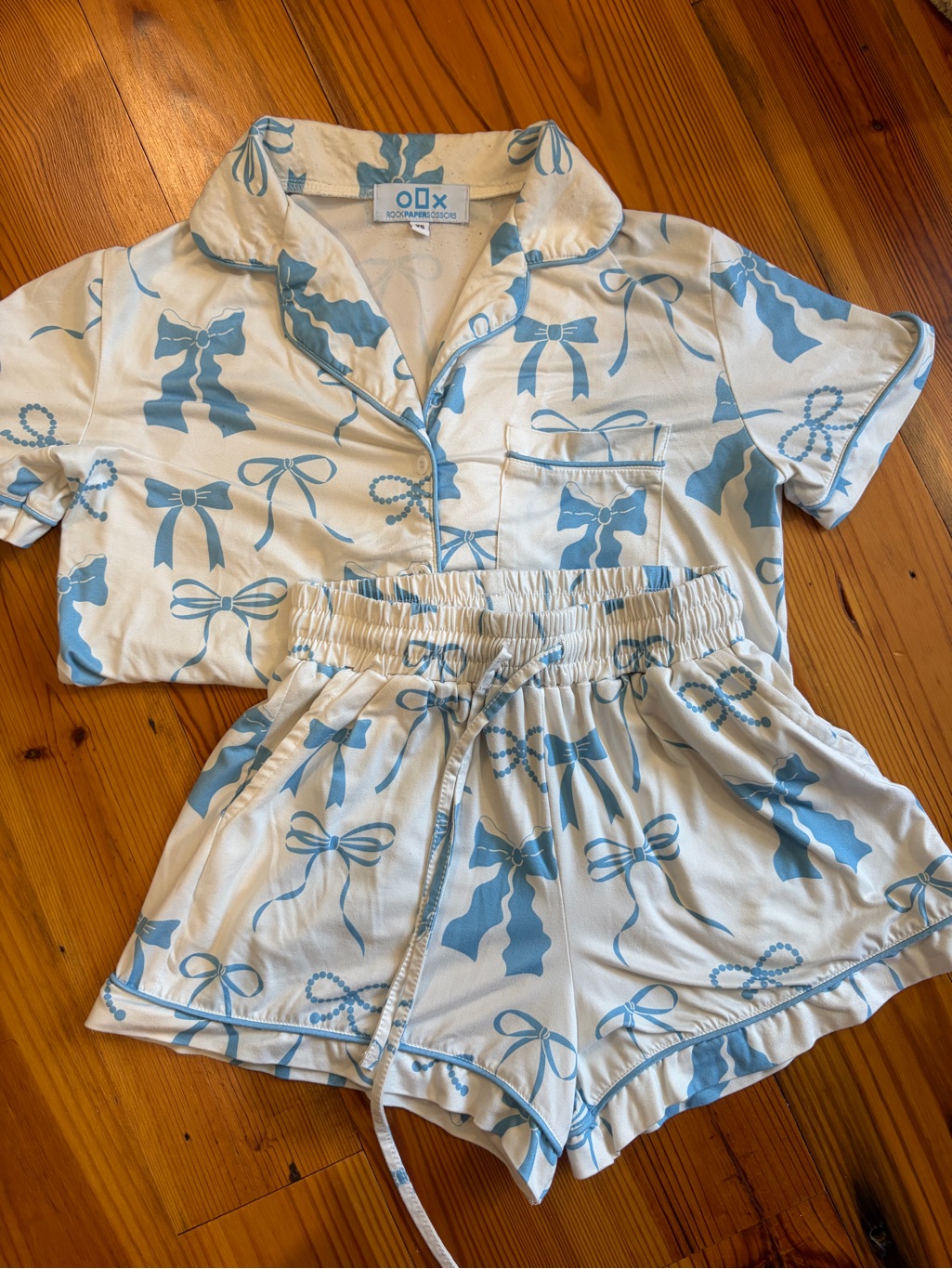 White And Blue Shorts Pajama Set With Bows Size Xs